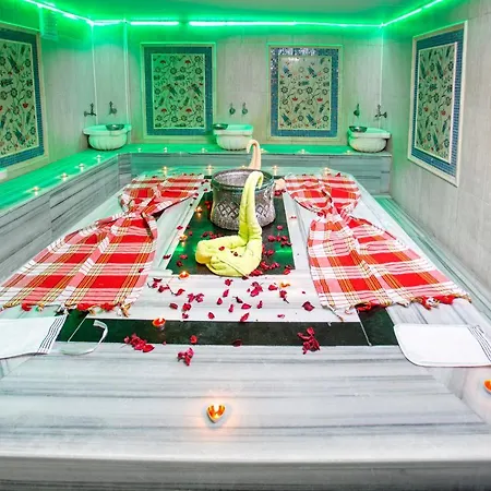 Irem Garden & 2* Side