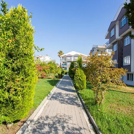 Apart-hotel Irem Garden &