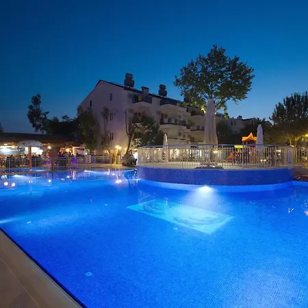 Irem Garden & 2* Side