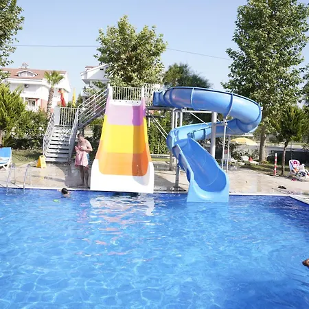 Irem Garden & 2*