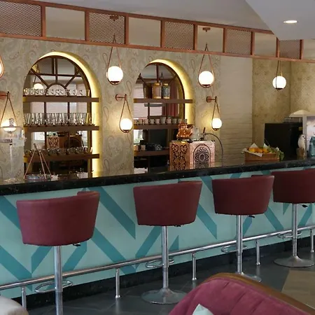 Irem Garden & Apart-hotel 2*