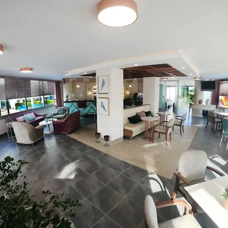 Irem Garden & 2*