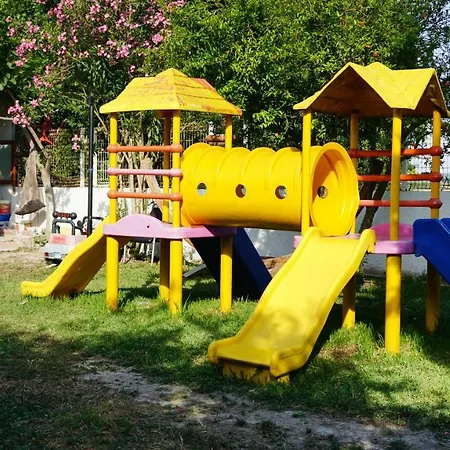 Irem Garden & 2*